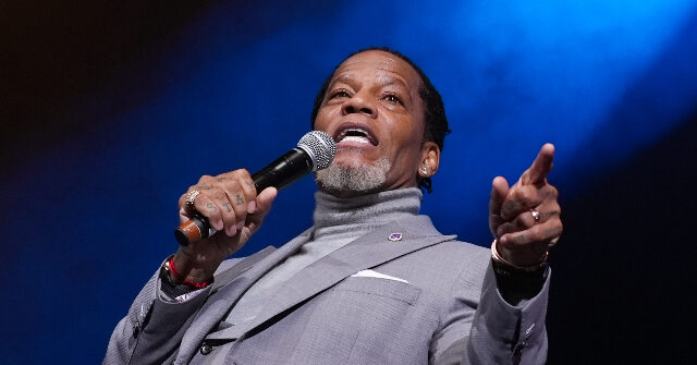 Comedian D.L. Hughley Slams George Clooney for 'Insulting' Call for Biden to Step Down