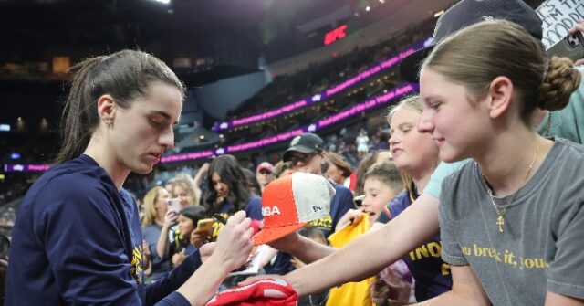 Serena Williams on Caitlin Clark: 'White People Are Really Crazy About You'