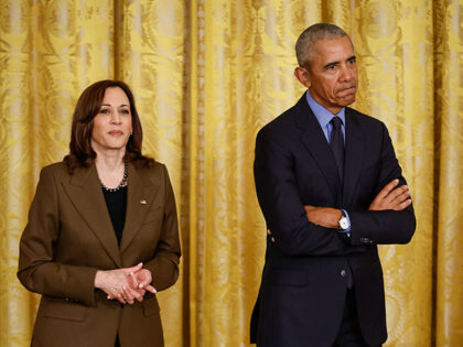 (L-R) Vice President Kamala Harris and former President Barack Obama attend an event to ma