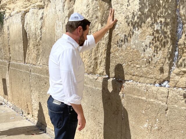 J.D. Vance at Western Wall (J.D. Vance / X / Twitter)