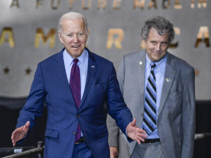 President Biden Visits United Performance Metals Manufacturing Facility