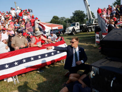 BUTLER, PENNSYLVANIA - JULY 13: A Secret Service member and the crowd is seen at republica