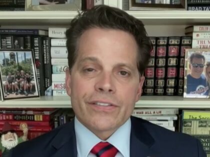 Scaramucci: If Trump Continues to Call Harris ‘Dumb,’ People Will Line Up to Vote for H