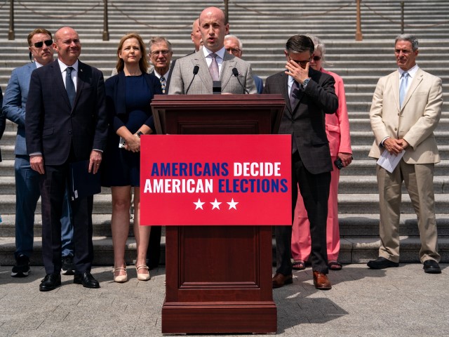 proof-of-citizenshp-to-vote_SAVE-Act.jpg