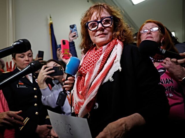 WASHINGTON, DC - FEBRUARY 15: Oscar-winning actress Susan Sarandon joins demonstrators fro