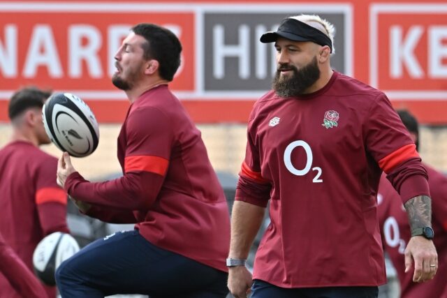 England's Joe Marler (R) to miss the second and final Test against New Zealand after suffe