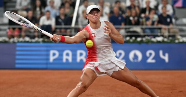 Iga Swiatek Advances in Olympics Tennis Tournament