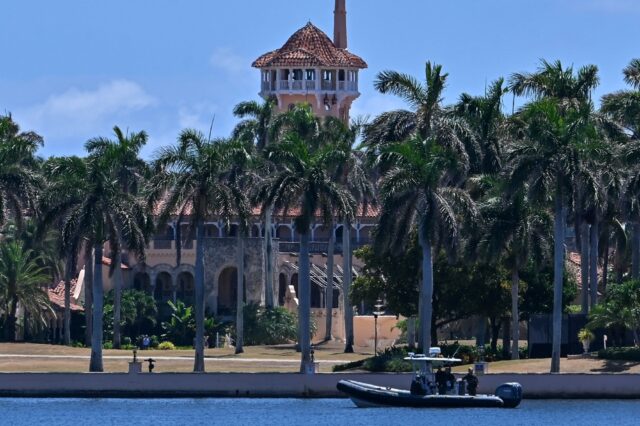 Police provide security at Mar-a-Lago in Florida, where Israeli Prime Minister Benjamin Ne