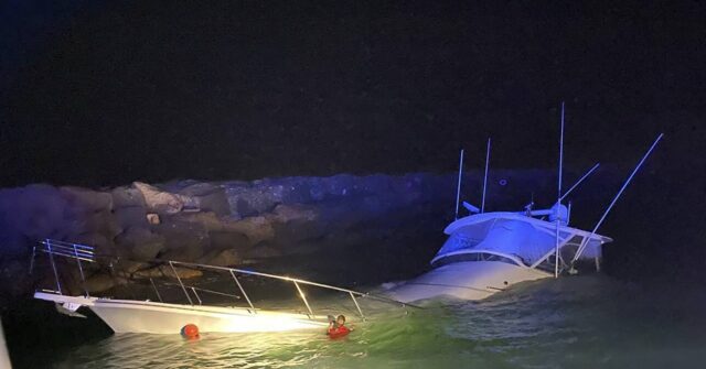 Power boat crashes into Southern California jetty, killing 1 and ...