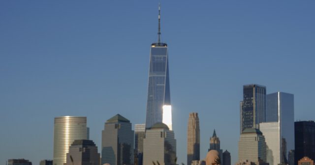 A Meteor Streaked Over The Nyc Skyline Before Disintegrating Over New 