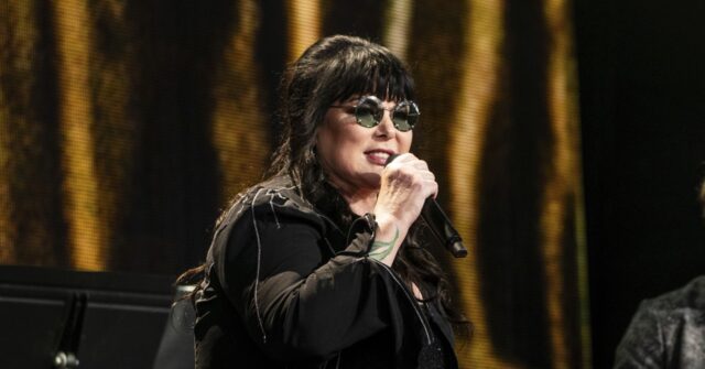 Heart's Ann Wilson Diagnosed with Cancer, Tour Postponed