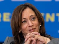 Poll: Majority of Voters Say Media Are Shilling for Kamala Harris