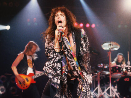 Vorst Nationaal - Brussel - Belgium - 31/10/1993 Aerosmith: Steven Tyler, Joey Kramer, Bra