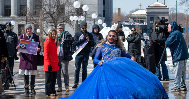 Drag Queen Danced on Minnesota Rotunda Floor Under Tim Walz