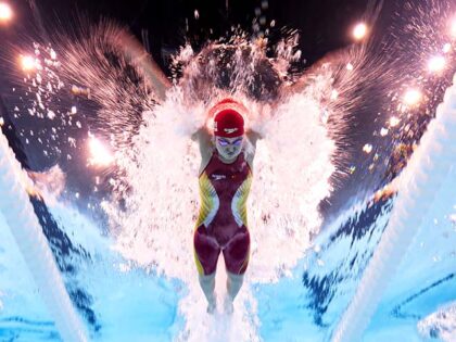 Yu Yiting of Team People's Republic of China competes in the Women's 200m Individual Medle