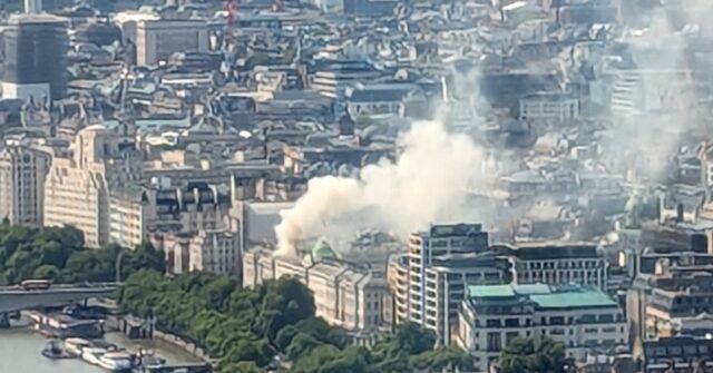 Fire Breaks Out at London's Historic Somerset House