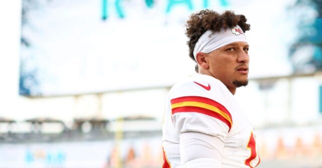 'I'm Better Than Patrick Mahomes': USA Flag Football Star Says His 'Knowledge' of 5v5 Makes Him Better QB for Olympic Squad