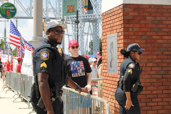 Atlanta police officers provided security for the peaceful attendees. (Randy Clark/Breitbart Texas)