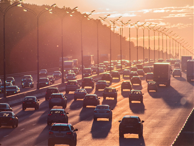 communters-highway-traffic-sunset-expressway-cars-stock-aleksandr-popov-unsplash.jpg