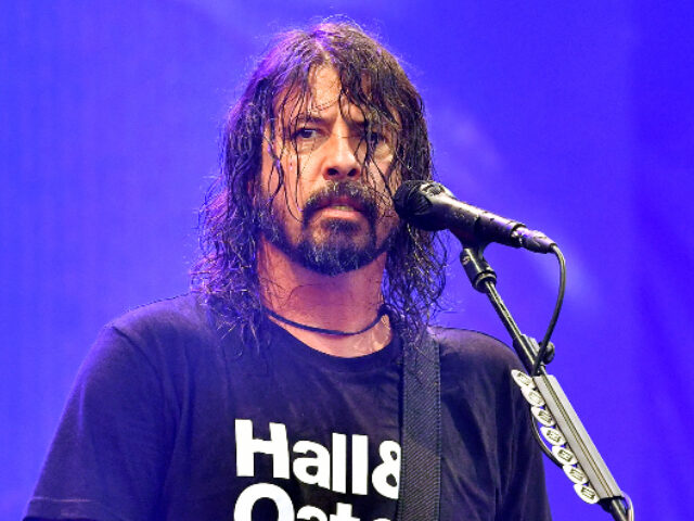 FRANKLIN, TENNESSEE - SEPTEMBER 22: Dave Grohl of Foo Fighters performs onstage during day