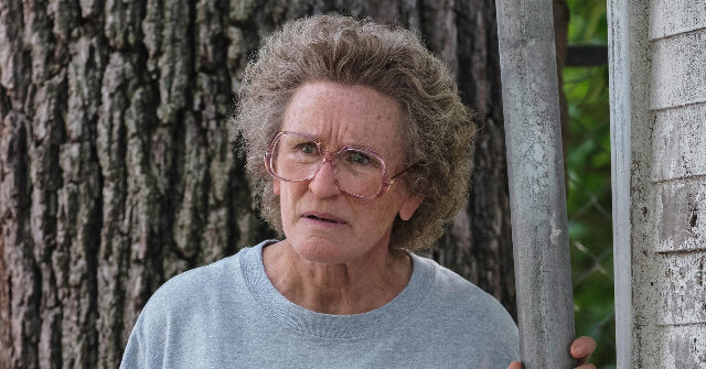 'Hillbilly Elegy' Star Glenn Close Latest Celebrity to Obsess over JD Vance's Cat Comment