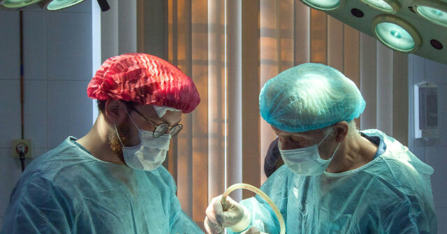 VIDEO: 2,200 Patients Possibly Exposed to HIV, Hepatitis at Oregon Hospital
