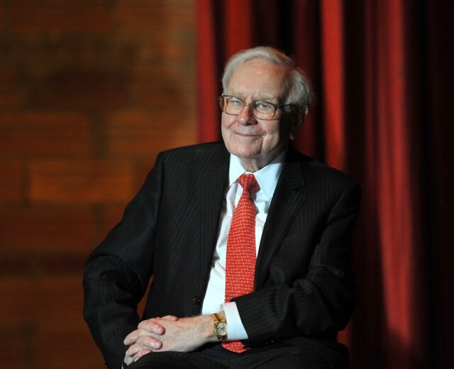 The market capitalization of Warren Buffett's Berkshire Hathaway briefly surpassed $1 tril