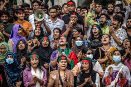 Students chant slogans as they demand Bangladesh's ousted prime minister Sheikh Hasina fac