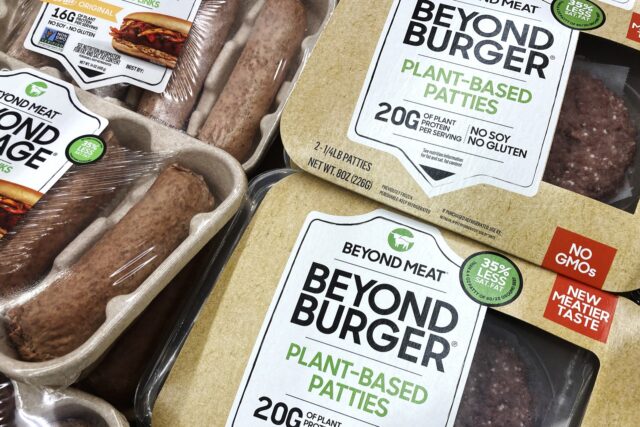 Earns Beyond Meat The Associated Press