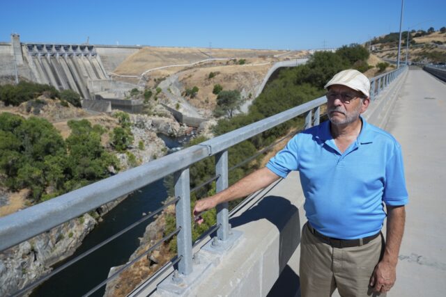 Flood Insurance Dams The Associated Press