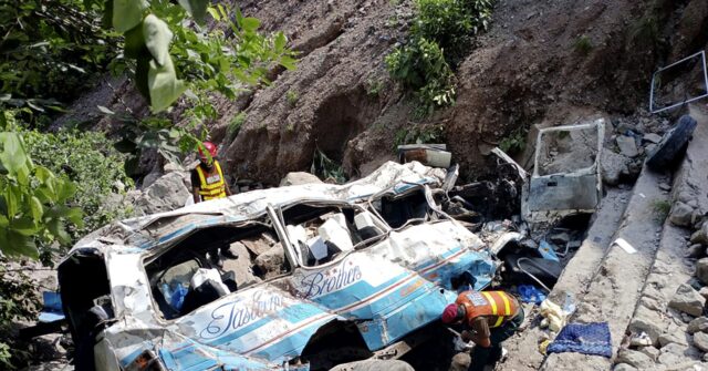 Dozens Killed in Two Bus Crashes in Pakistan