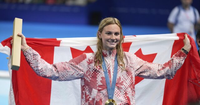 Summer McIntosh Celebrates Olympic Medals in Paris