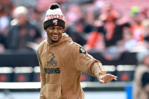 Browns restructure Deshaun Watson's contract, add nearly $36M in cap space