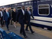 Blinken and UK Foreign Secretary Lammy Arrive in Ukraine to Talk Long-Range Strikes Against Russia