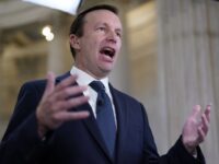 Sen. Chris Murphy Cites ‘Bomb Threat’ Against Son’s School in Justifying Gun Cont