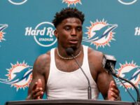 Dolphins’ Tyreek Hill Makes Social Justice Plea Following Police Detainment