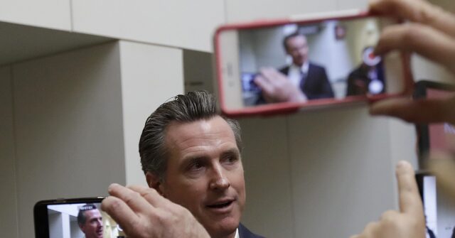 Newsom Signs Bill Restricting Smartphones in Schools