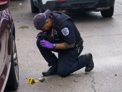 Chicago Police Crime Scene (FILE: Armando L. Sanchez/Chicago Tribune/Tribune News Service