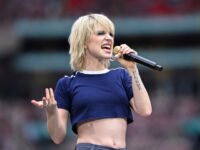 Paramore Singer Hayley Williams Rants that Trump Wants to ‘Control and Punish Women’ Mi