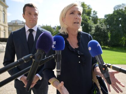 Le Pen Demands National Audit Amid Warnings French Budget Crisis Could ‘Blow Up’ Govern