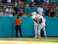 WATCH: Tyreek Hill Does Handcuff Touchdown Celebration After Police Incident