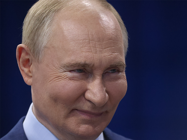 Vladimir Putin Endorses Kamala Harris for President, Praises Her ‘Infectious’ Laugh