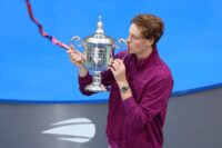 Tearful Sinner Dedicates US Open Title to Seriously Ill Aunt