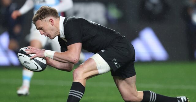 Beauden Barrett Starts for All Blacks in Bledisloe II