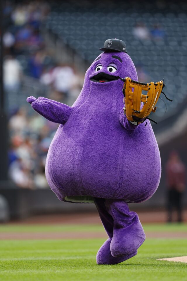 Mets Grimace Seat Baseball The Associated Press