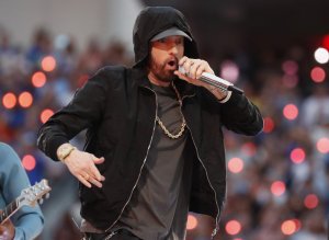 Eminem to perform 'Death of Slim Shady,' open VMAs