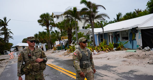 Videos Show Officials Warning Florida Residents to 'Please Leave Now'