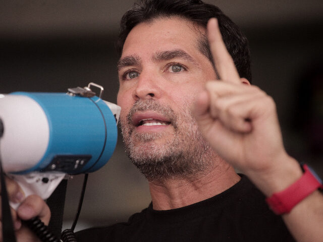 GUADALAJARA, MEXICO - SEPTEMBER 19: Actor and producer Eduardo Verástegui speaks during a