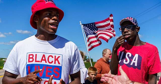 'Immigrants Are Taking Over': Black Chicago Convenience Store Patrons Voice Support for Trump