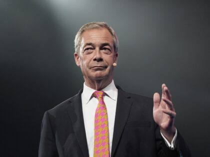 FARAGE’S Bold Invitation: Conservative Councillors Offered a NEW Political Home